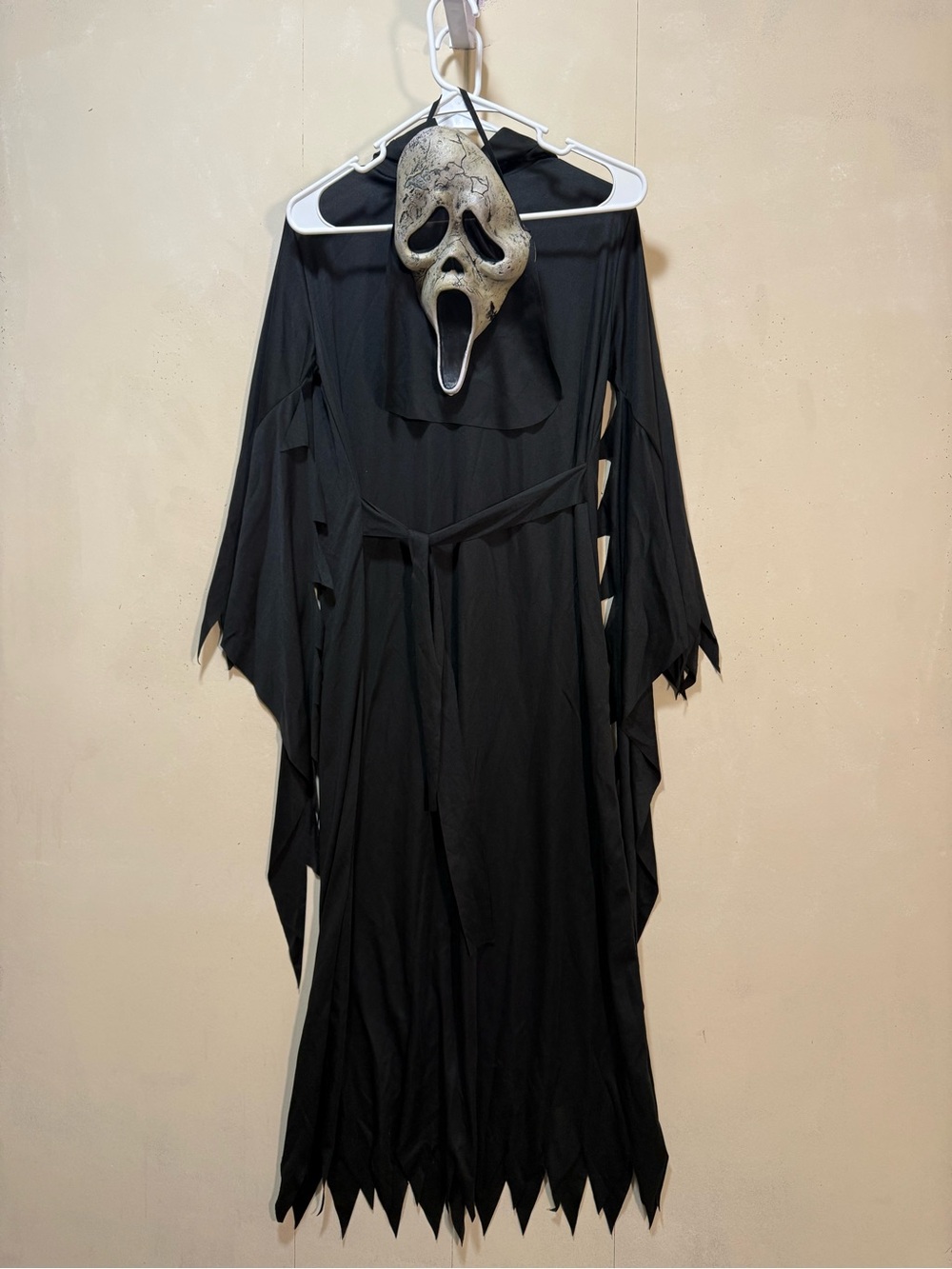 Halloween Black Ghost face Scream Costume kids Sz 10/12